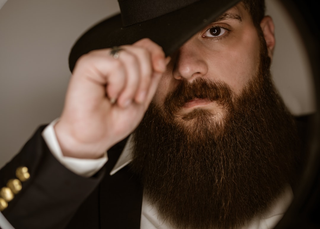 modern beard trim