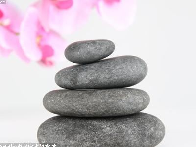 Hot stone massage therapy