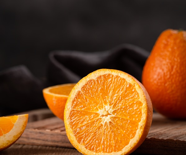 fresh oranges basket